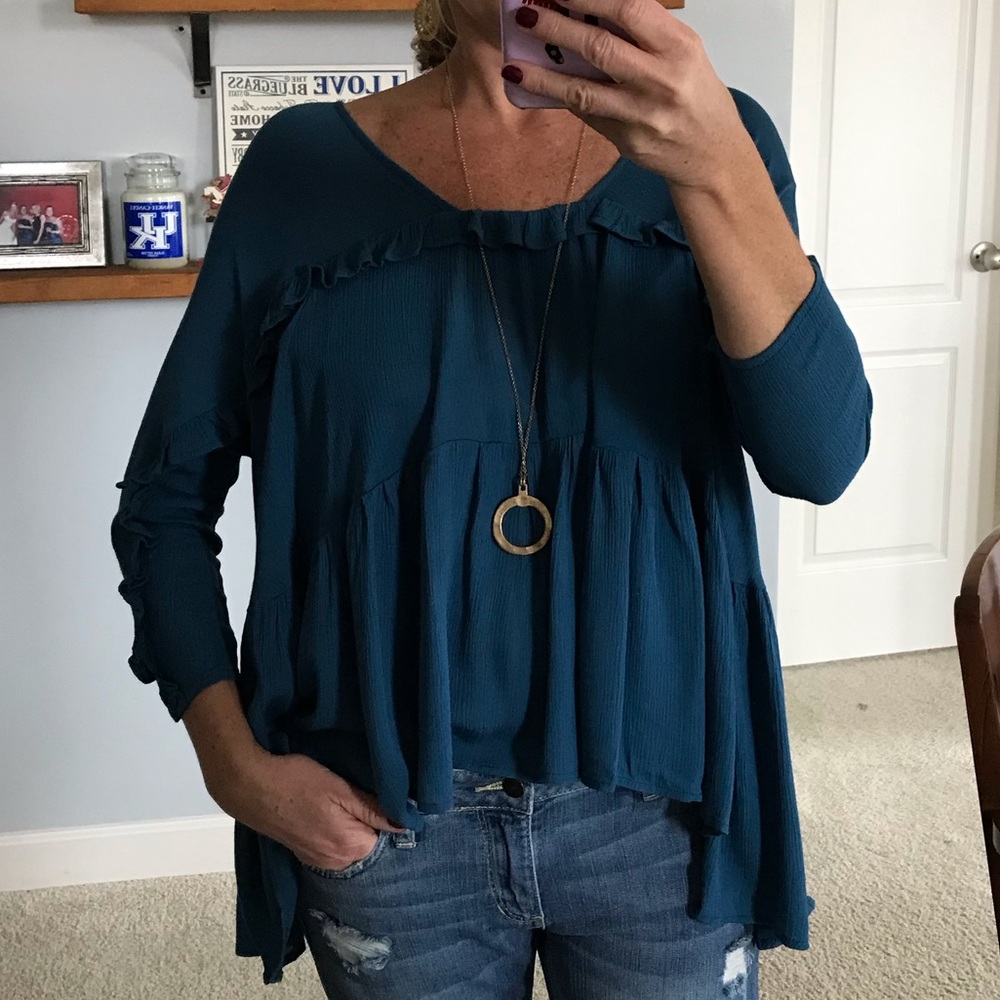 Tiered, Flowy Top - Picture 3 of 7